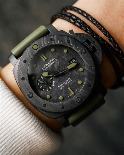 panerai submersible 42mm ceramic|Panerai submersible marina militare carbotech.